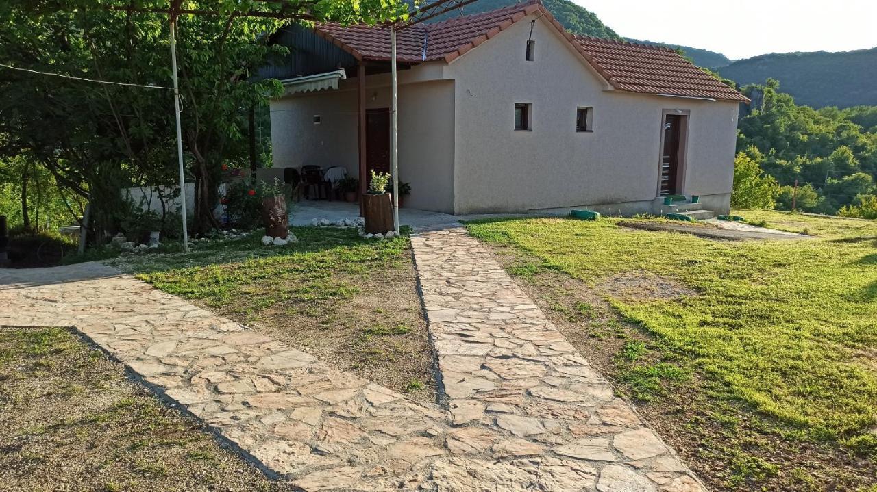 Village House - Novak Rijecani Rijeka Crnojevića エクステリア 写真