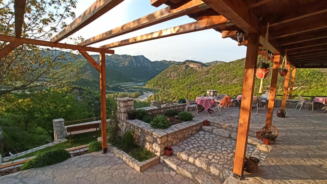 Village House - Novak Rijecani Rijeka Crnojevića エクステリア 写真